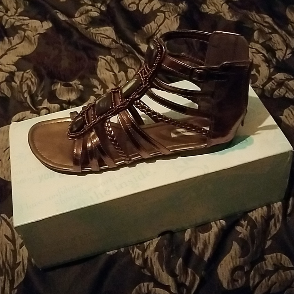 Sandal